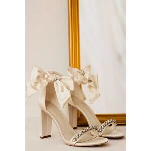 OLEG CASSINI Removable Ankle Bow Crystal Strap Heeled Melania Sandals